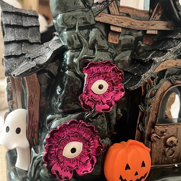 COPY - BBW Halloween Luminary- DAMAGED - Picture 7 of 10